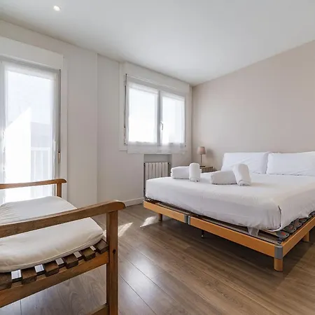 Always Easy - Luna San Sebastian