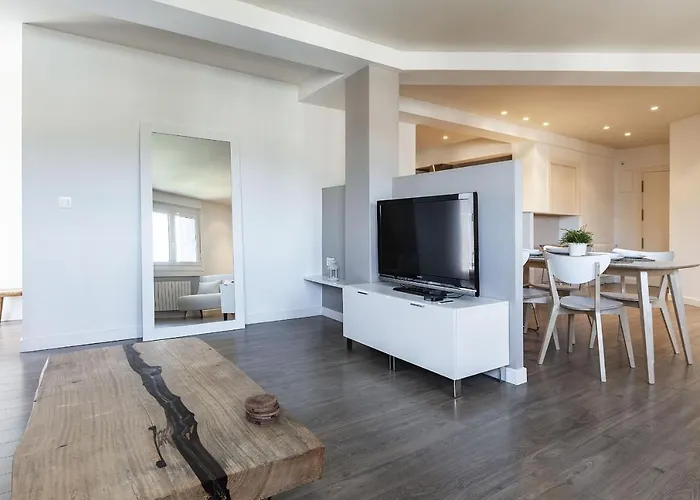 Always Easy - Luna Lejlighed